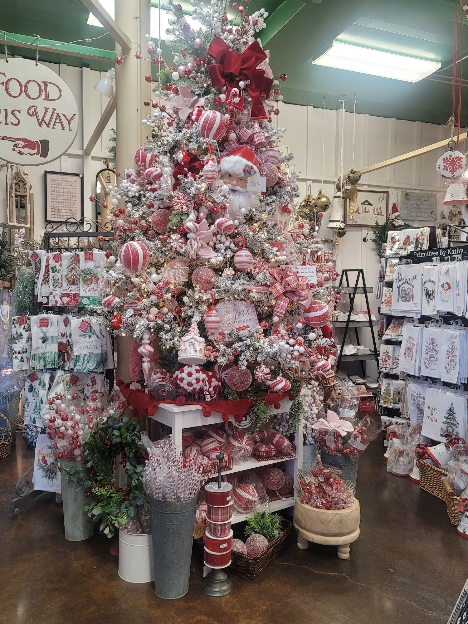 Orange Patch Too Christmas Boutique